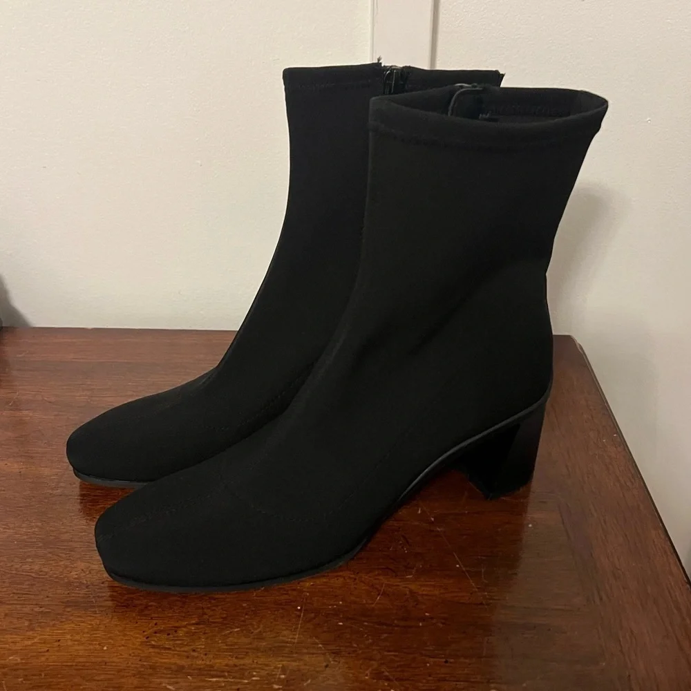 aerosols Miley Black Stretch Ankle Boots - Women's Heeled Boots size 7.5 NWOT